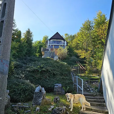 Panoramahaus Auf Dem Gipfel Des Buekk *
